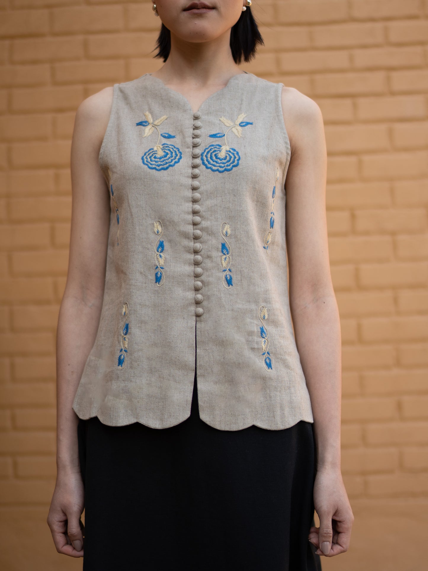The Mis-Seen Top