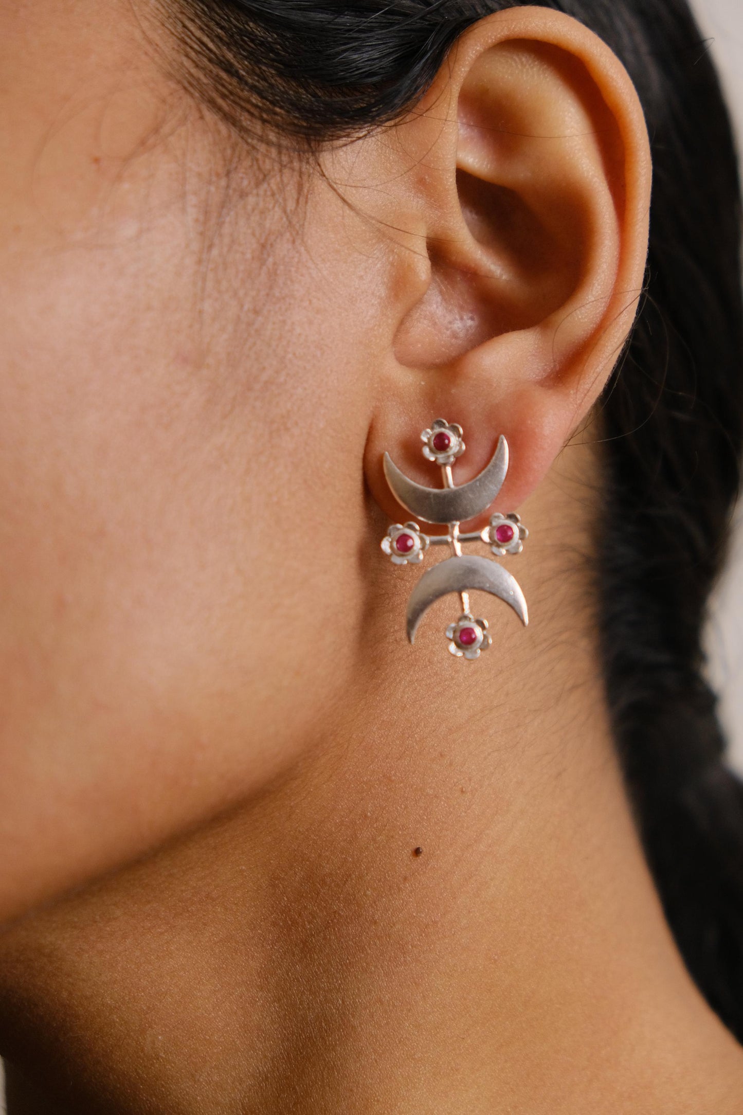 Eye of the Moon Earrings Silver
