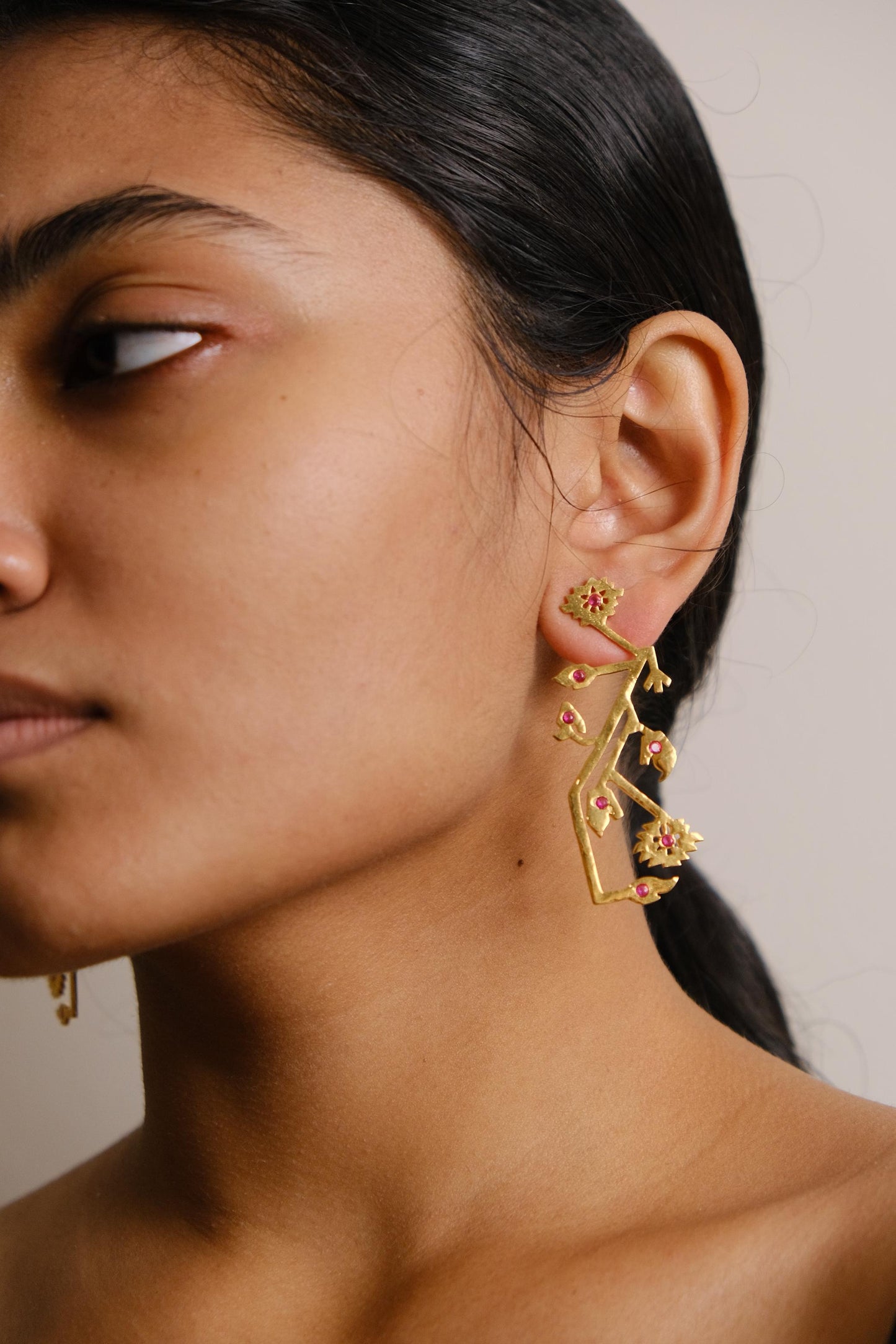 Tersa Earring