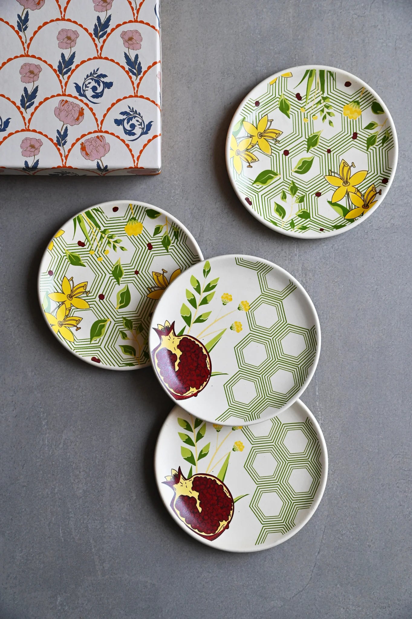 Dadim Plates - Set of 4