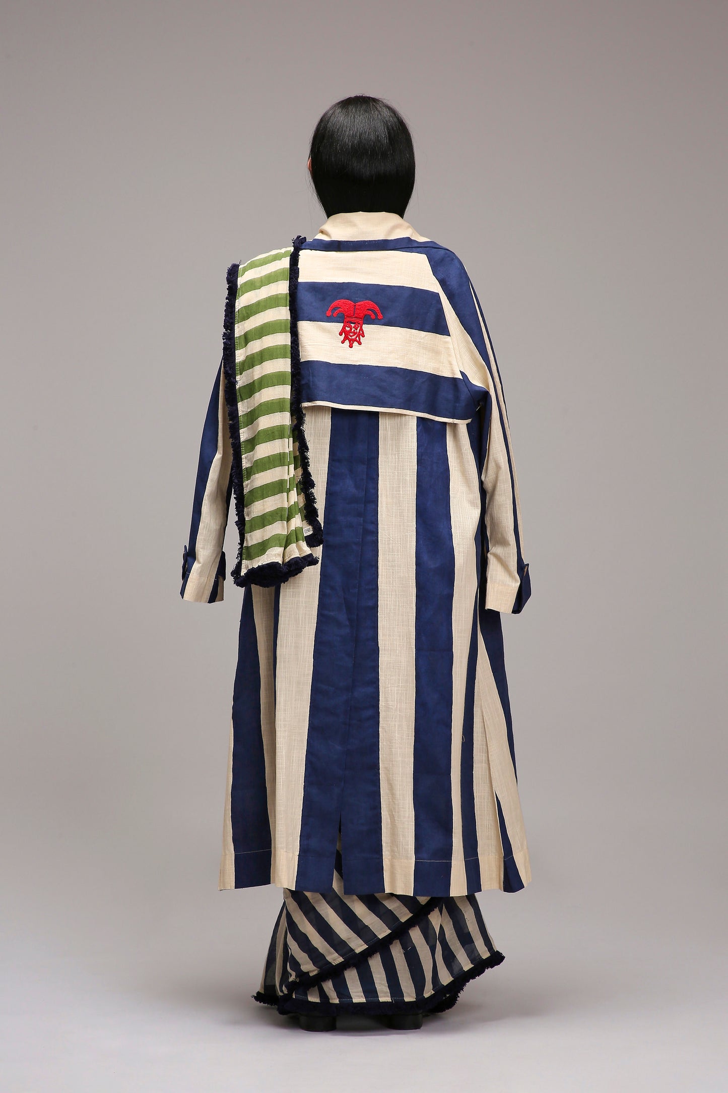 Egg-Shell Corset with Trench & Dual Striped Saree Set (3 PCS)