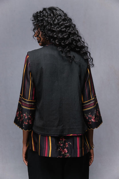 Tie Up Vest Black
