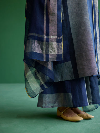 Rida Hand-Embroidered  Kurta Set - Navy