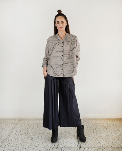 Shadow grey pleated pants