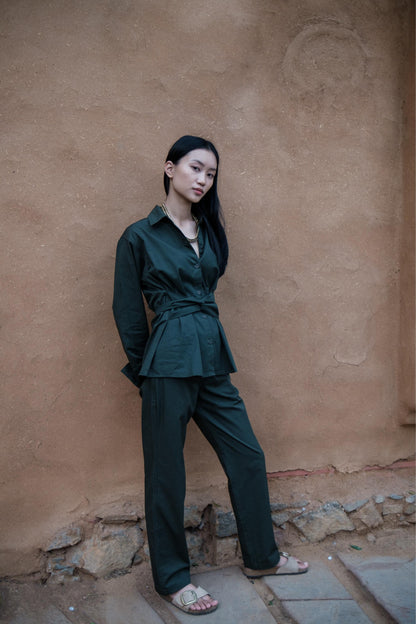 Nara Front knot Shirt Forest Green