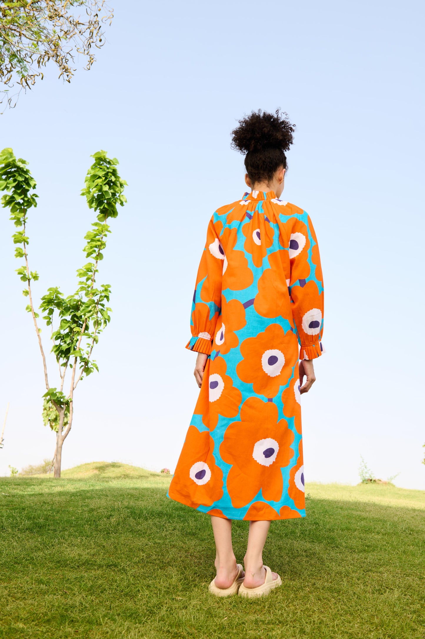 Daisy Dress (Orange Mekko)