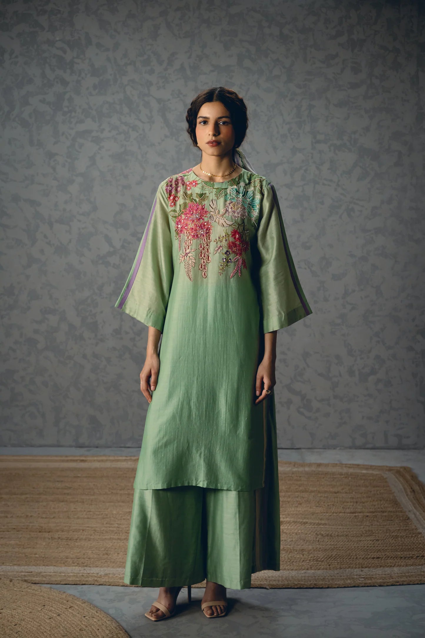 Shiro Kurta Set