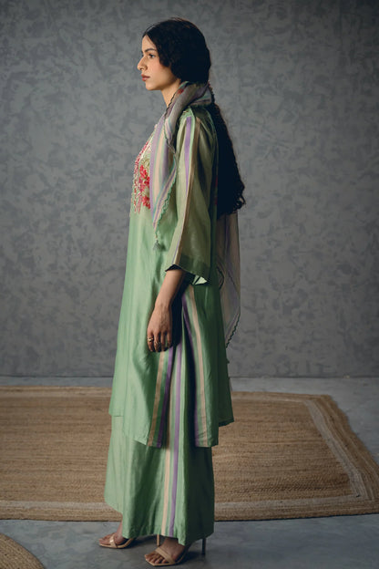 Shiro Kurta Set