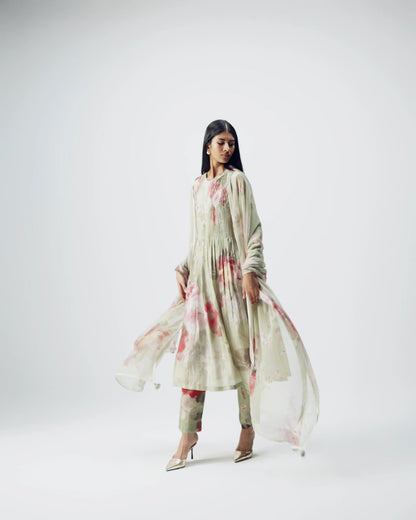 Roos Pintucks Kurta Set