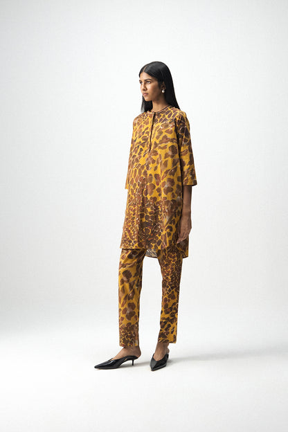 Chitara Short Kurta Set