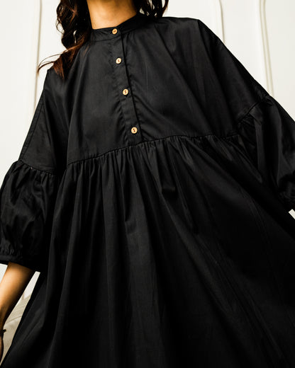 Tamashii Pleated Dress (Black)