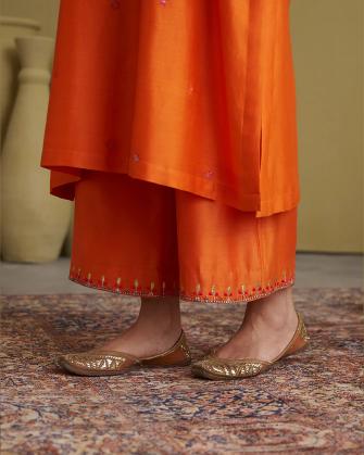 The Narangi Silk Chanderi Set with Handwork