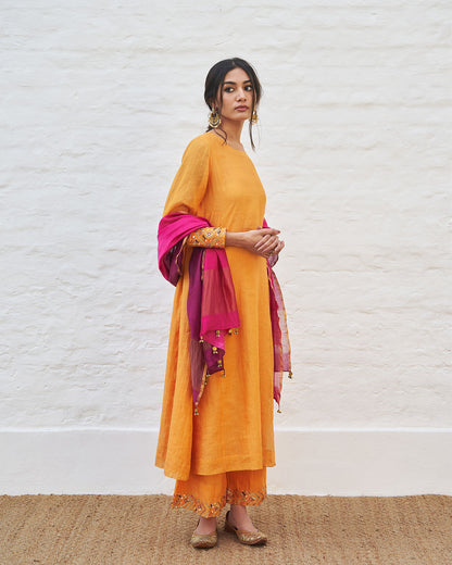 Tangerine Silk Tissue Chanderi Handwork Set with Two-Toned Silk Chanderi Dupatta