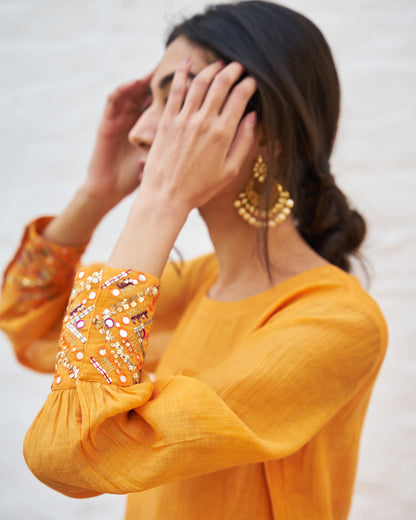 Tangerine Silk Tissue Chanderi Handwork Set with Two-Toned Silk Chanderi Dupatta