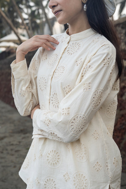 Tori Embroidered Set