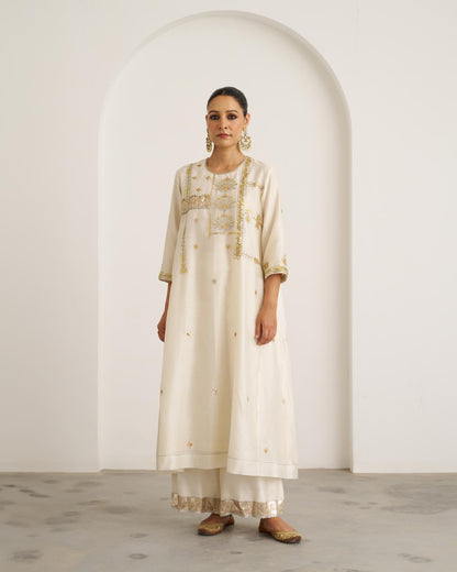 The Suhaani Ivory & Gold Silk Chanderi Set with Handwork