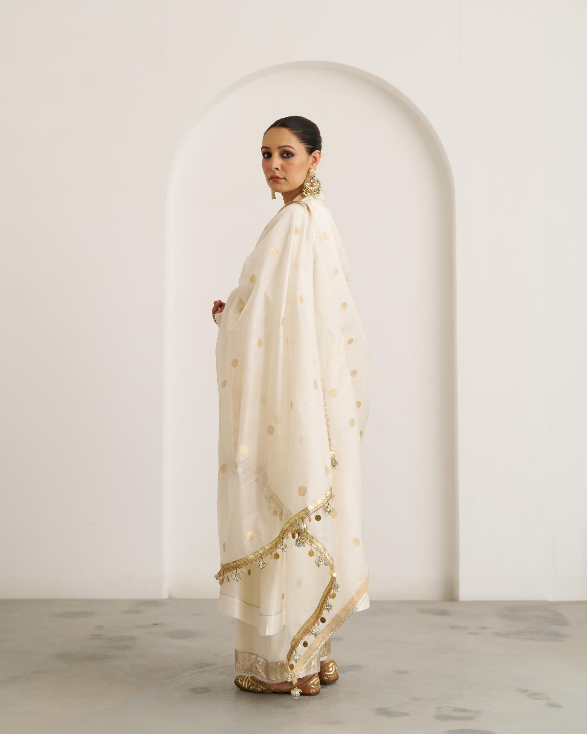 The Suhaani Ivory & Gold Silk Chanderi Set with Handwork