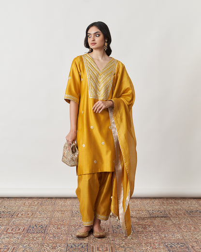 The Sarson Silk Chanderi Ensemble