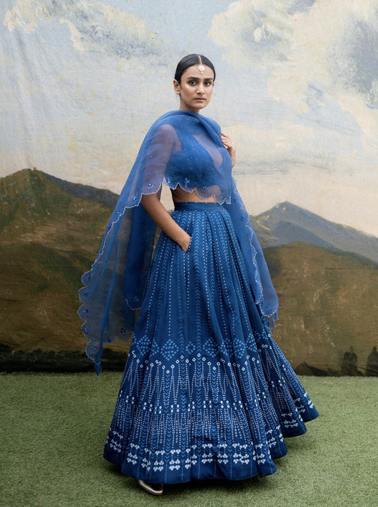 Luna Lehenga