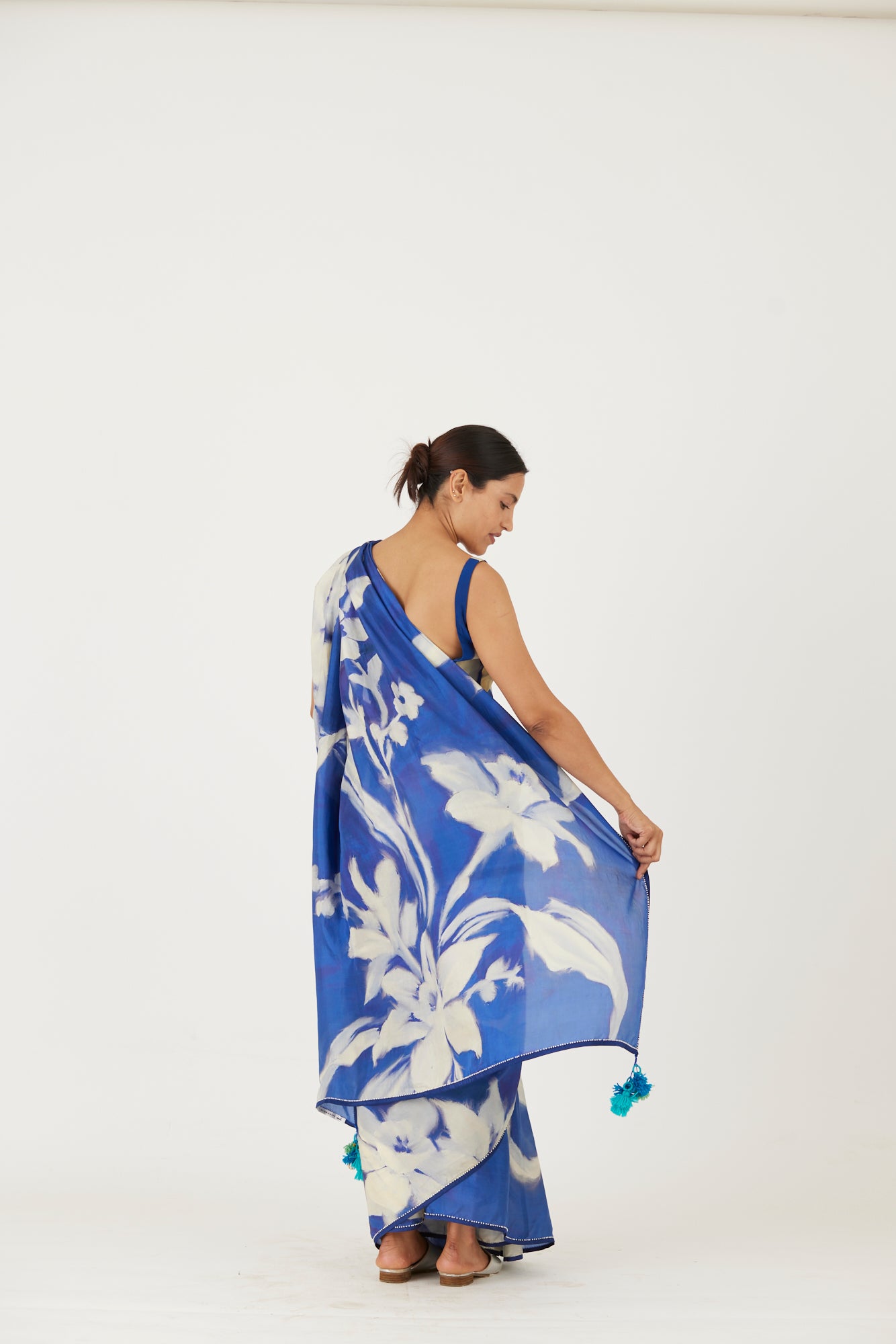 Chicory Saree