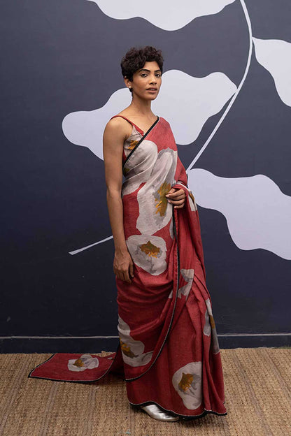 Red Poppies Saree