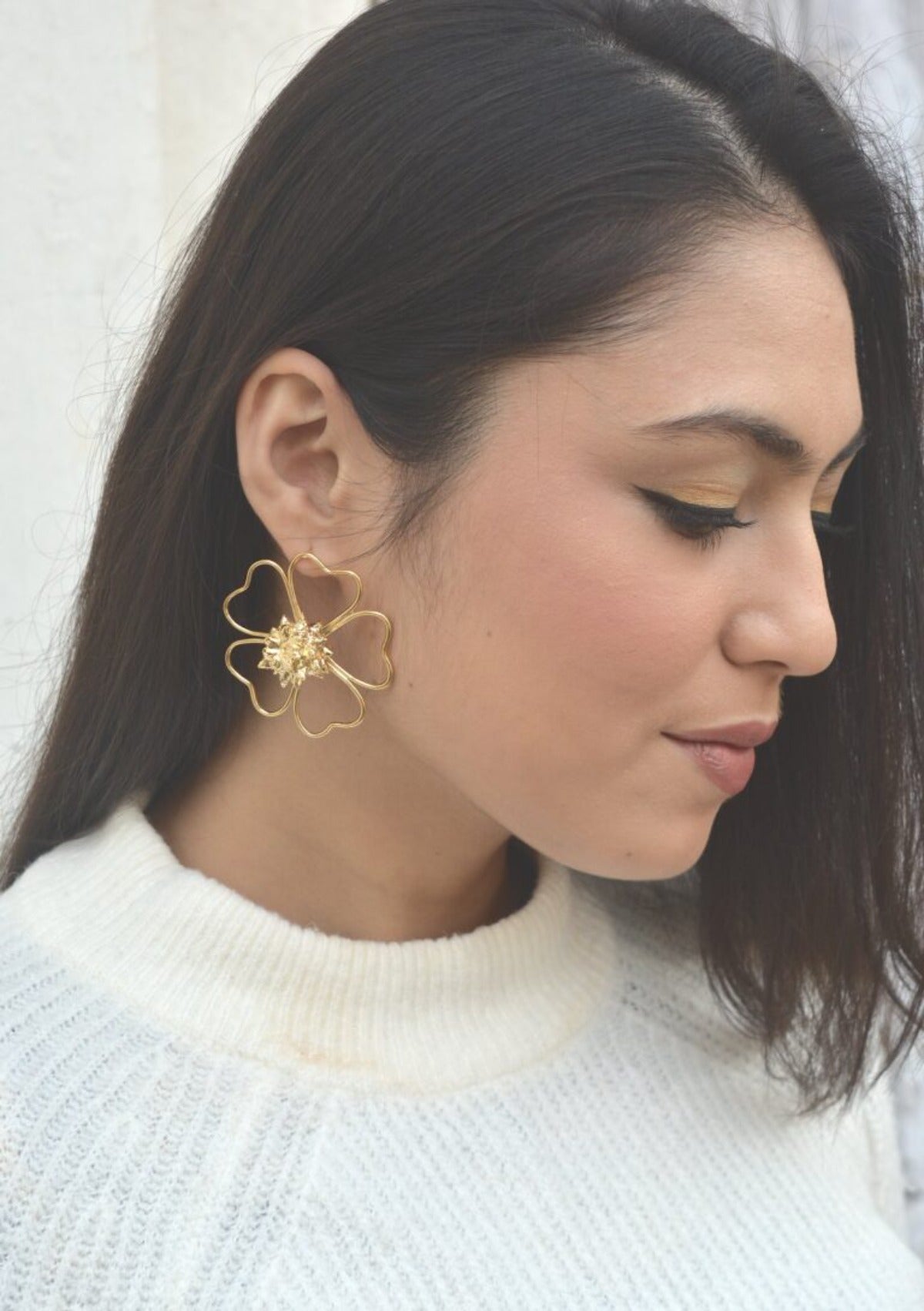 Bora Flower Earrings