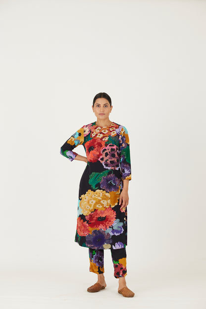 Farah Black Embroidered Kurta Set