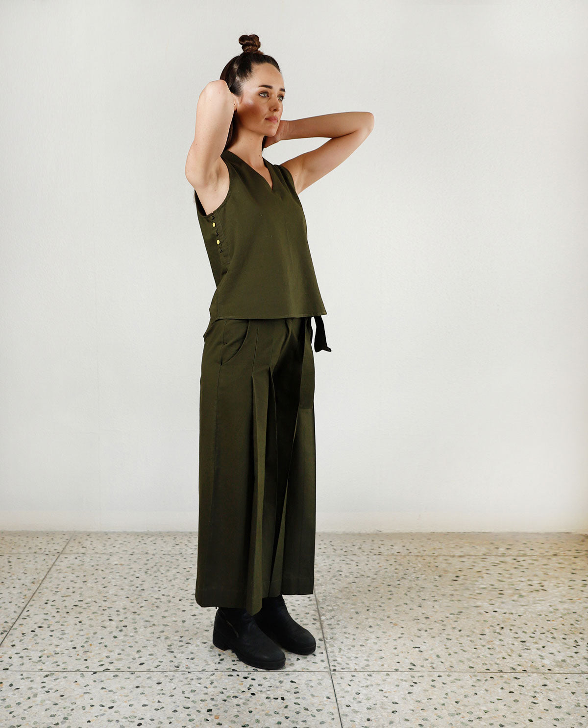 SOLID MOON OLIVE CO-ORD