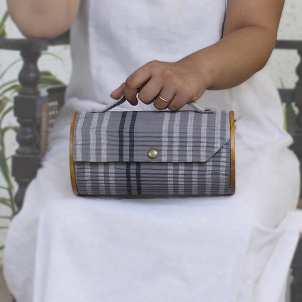 Round Sling Bag/Clutch Single Sleeve (Grey Double Lines)