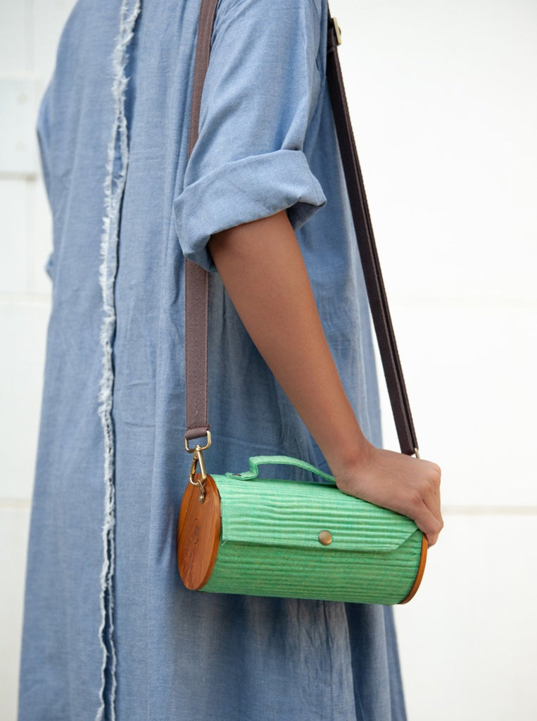 Round Sling Bag/Clutch Single Sleeve (Solid Sea Green)